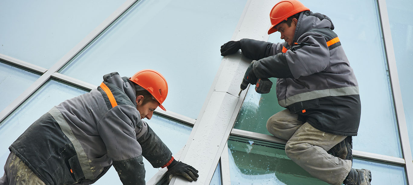 Glass Repair by Emergency glaziers